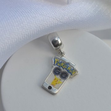 Berloque Pokmon iphone - Prata