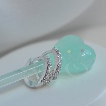 Brinco Argola cravejada zircônias (Tamanhos) - Prata