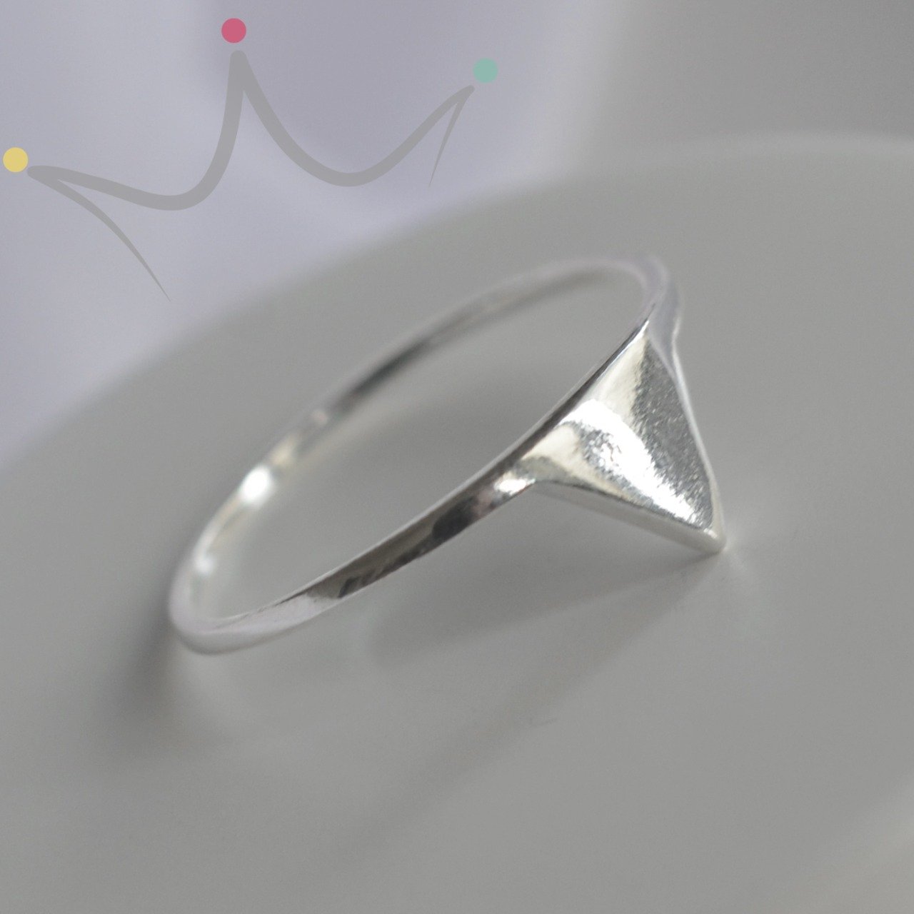 Anel Minimalista Triângulo Fixo - Prata Anel Minimalista Triângulo Fixo - Prata