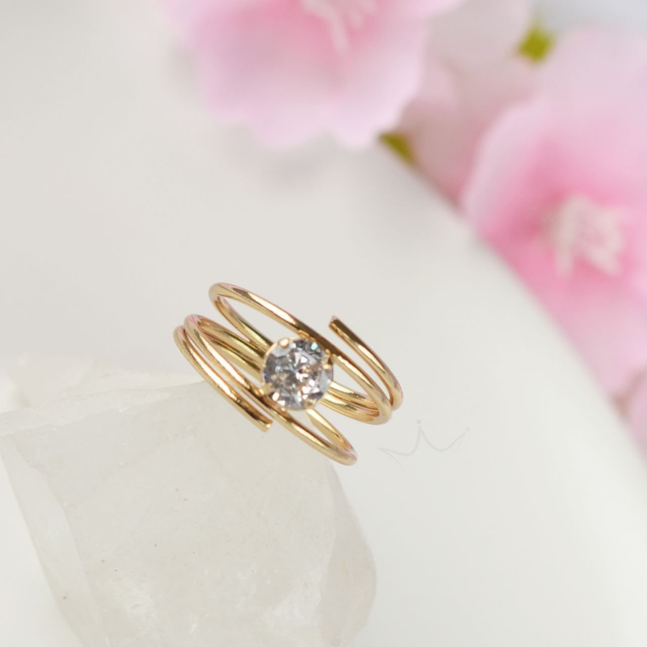 Anel Solitário Espiral - Semijoia Anel Solitário Espiral - Semijoia