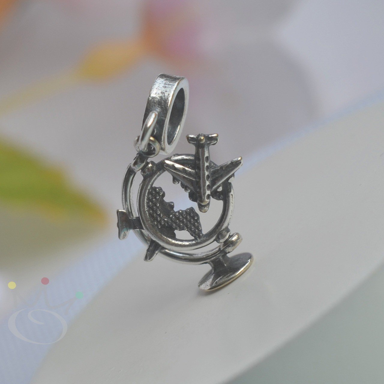 Berloque Avião no Globo - Prata Berloque Avião no Globo - Prata