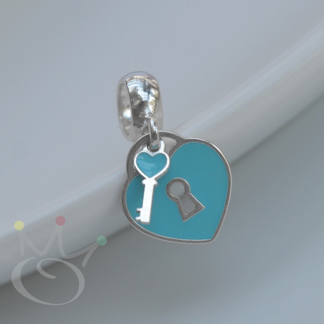 Berloque Corao Chave fechadura Cores - Prata