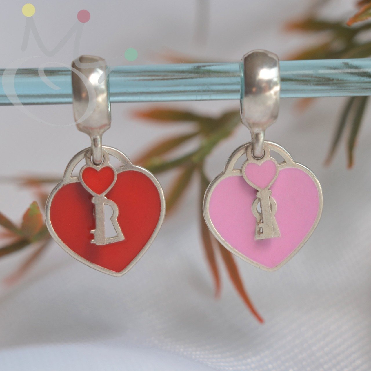 Berloque Corao Chave fechadura Cores - Prata