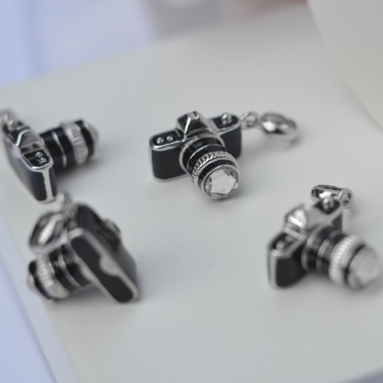 Berloque Cute Câmera Fotográfica - Prata Berloque Cute Câmera Fotográfica - Prata