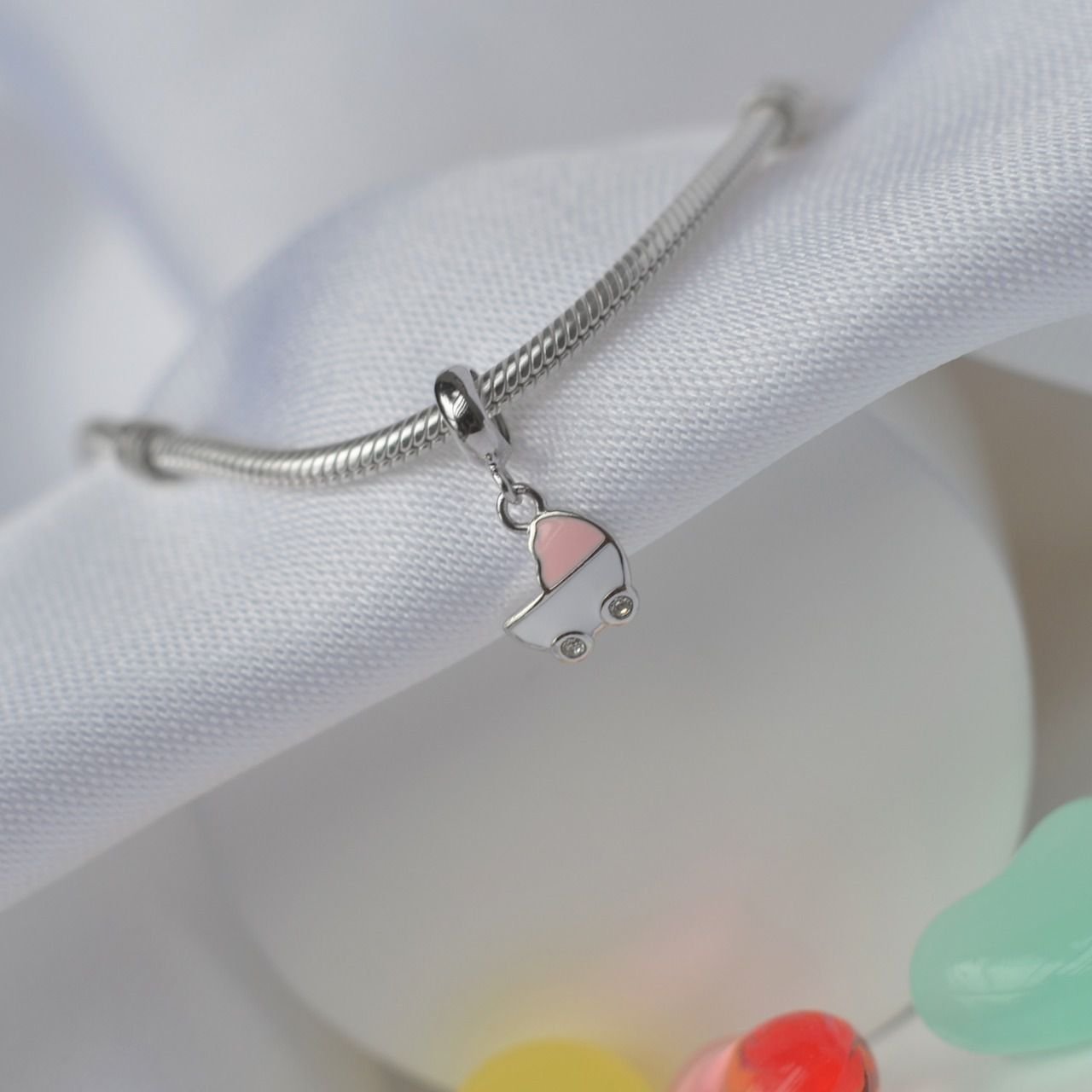 Berloque Cute Carrinho de Bebe - Prata Berloque Cute Carrinho de Bebe - Prata