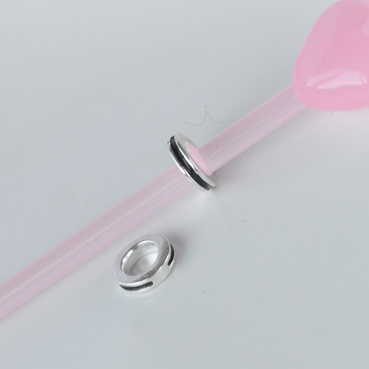 Berloque Separador Esmaltado Fino Preto - Prata Berloque Separador Esmaltado Fino Preto - Prata