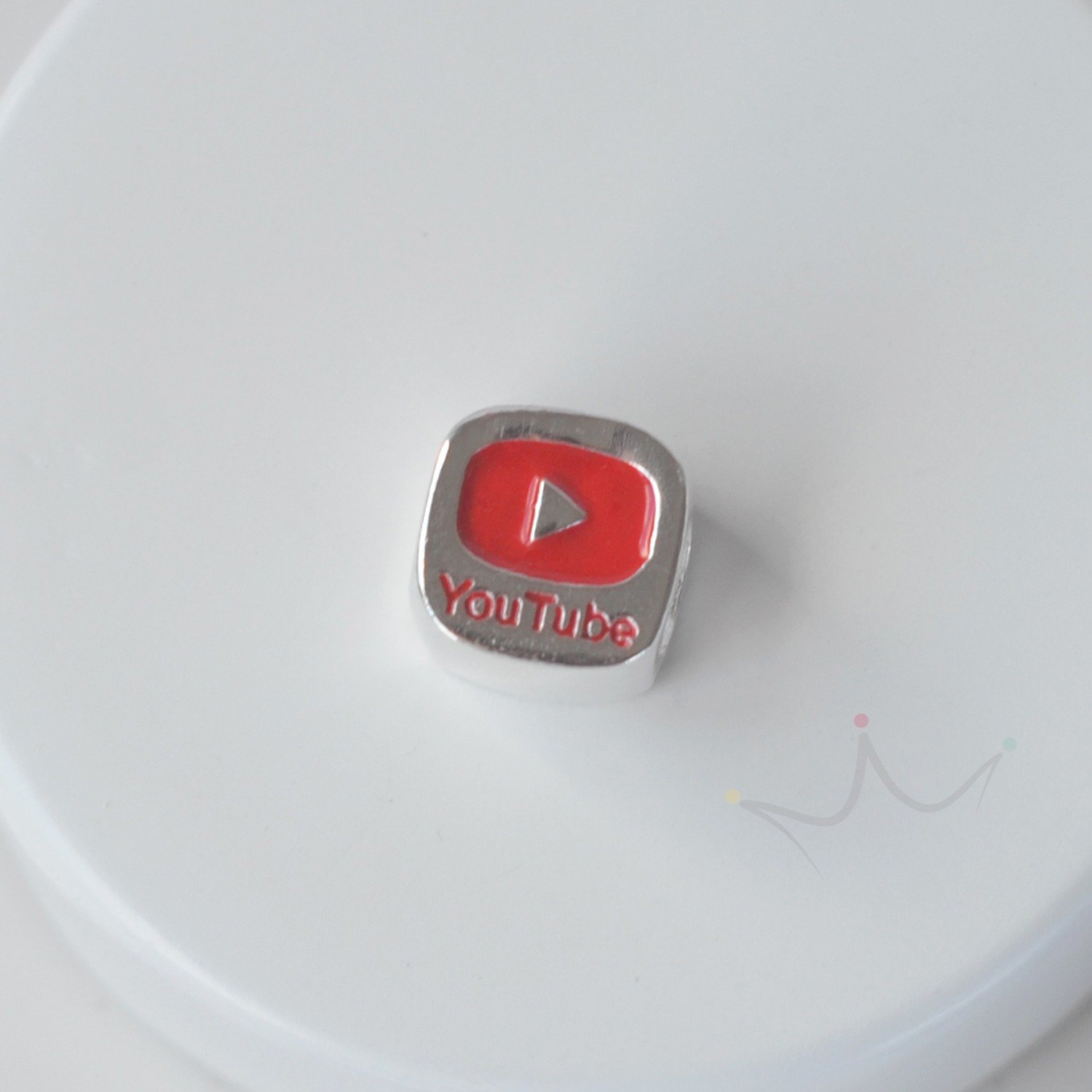 Berloque Separador YouTube - Prata Berloque Separador YouTube - Prata