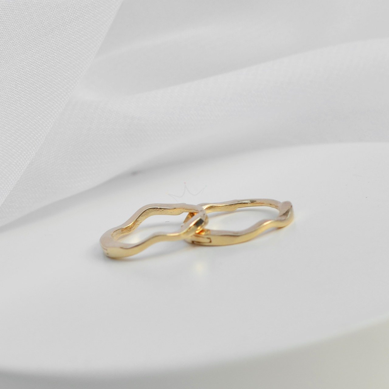 Brinco Argola Ondulada Lisa Orgnica Clique - Semijoia