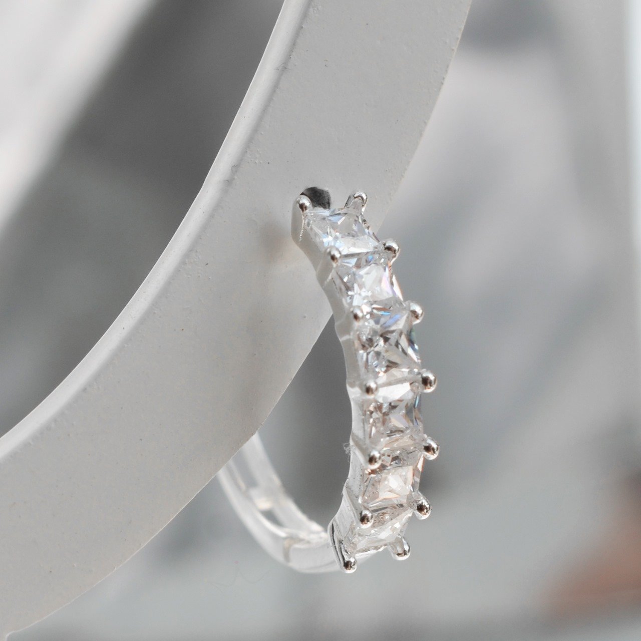 Brinco Argola Quadrados Cravejados - Prata Brinco Argola Quadrados Cravejados - Prata