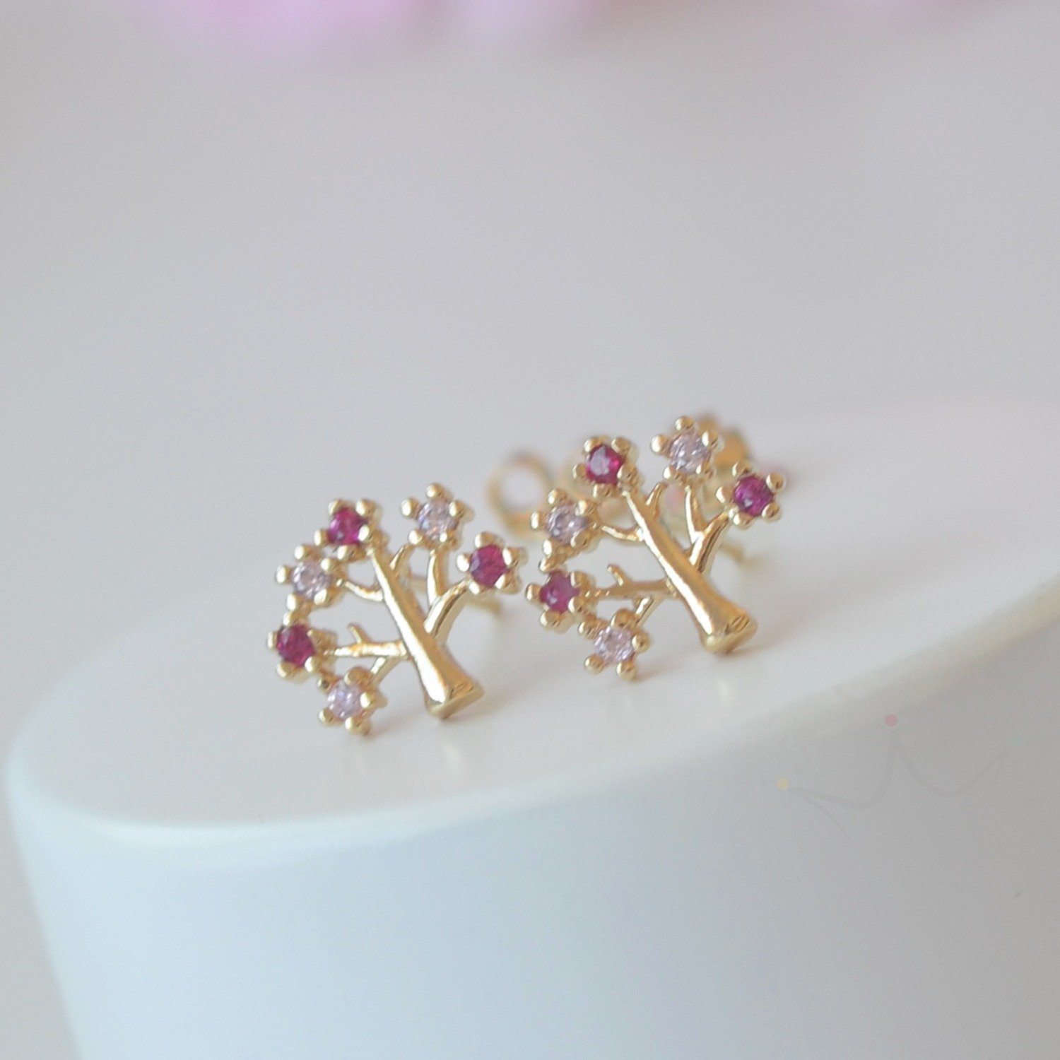 Brinco Árvore Sakura Fechada Cheia - Semijoia Brinco Árvore Sakura Fechada Cheia - Semijoia