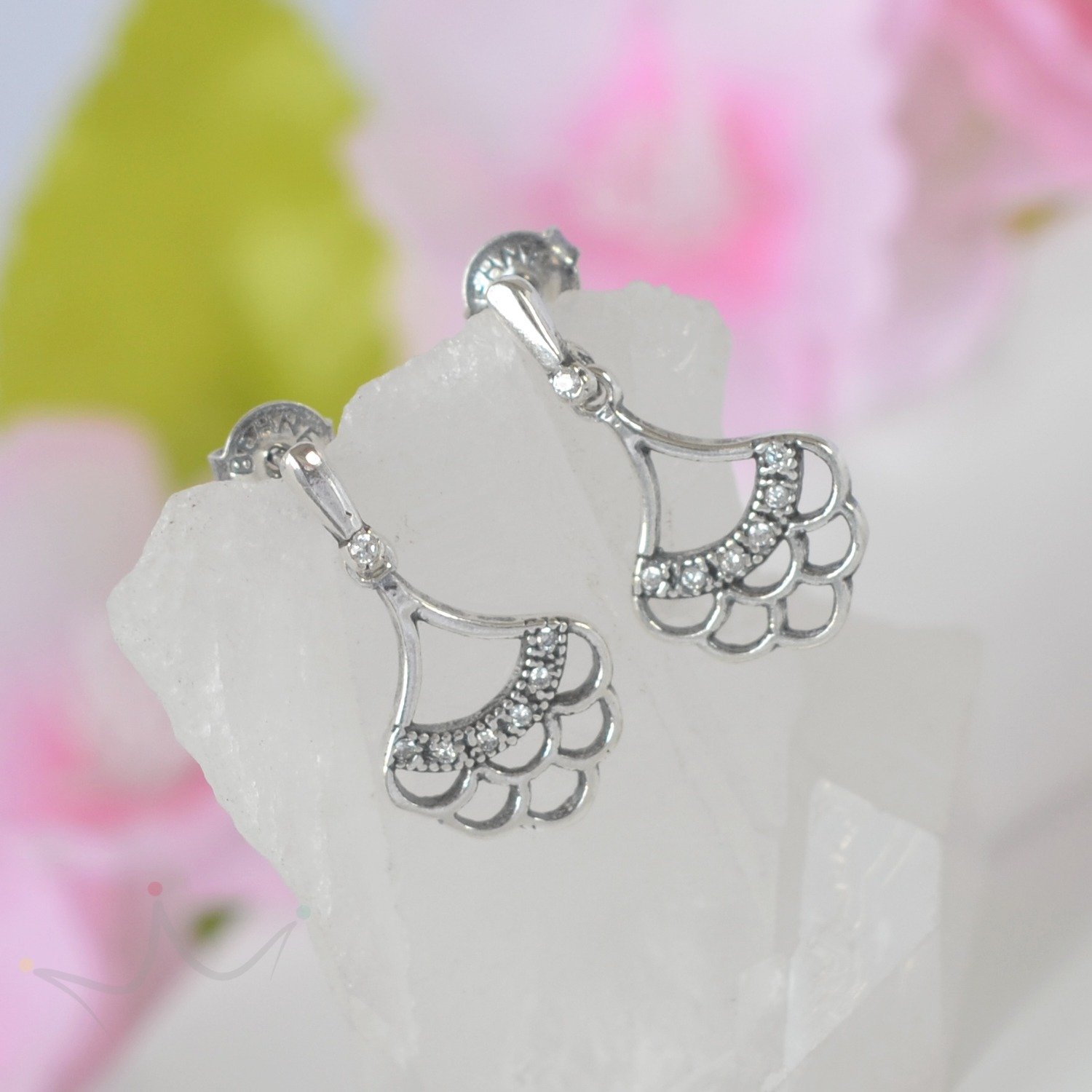 Brinco Babadinho Pendurado e Faixa Cravejada - Prata Brinco Babadinho Pendurado e Faixa Cravejada - Prata