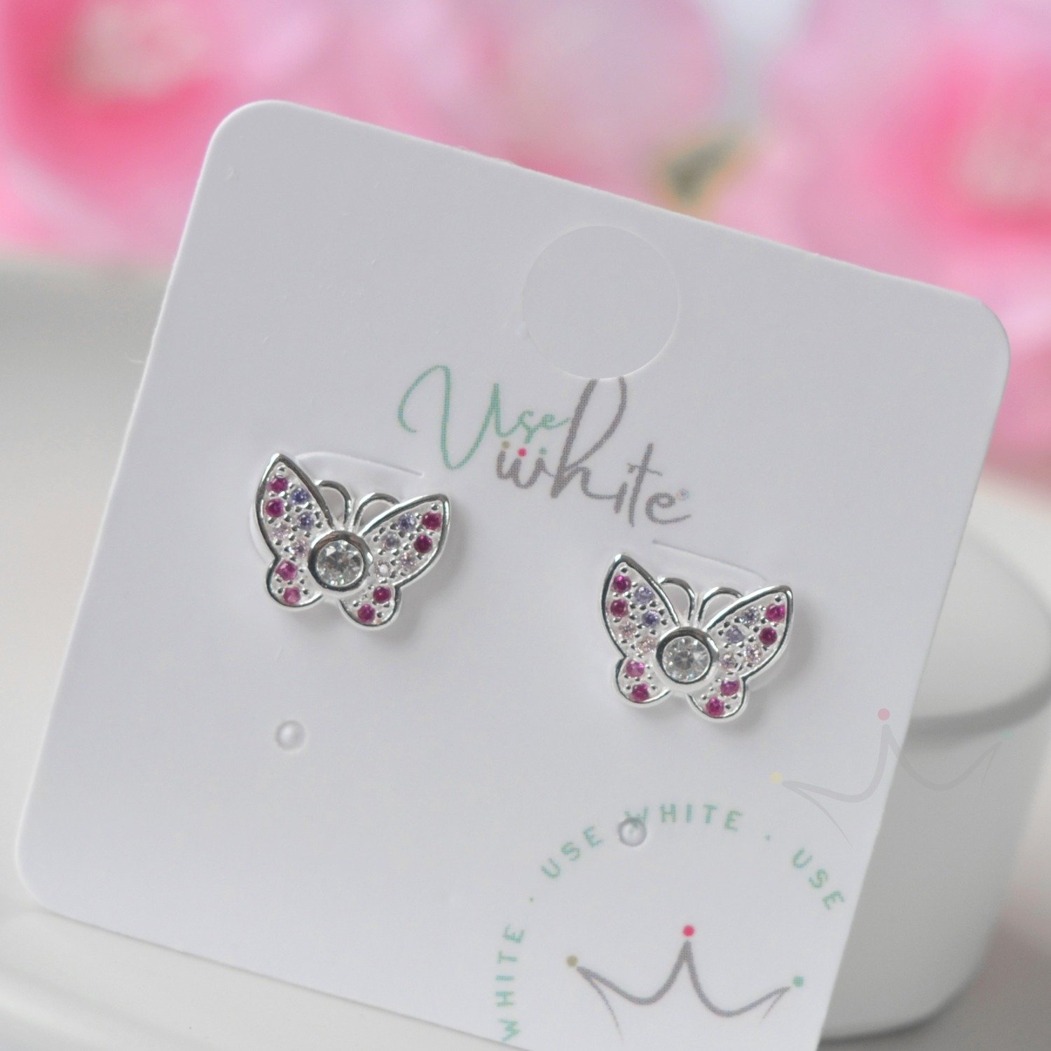 Brinco Borboleta Cravejada Rosa e Pink - Prata Brinco Borboleta Cravejada Rosa e Pink - Prata