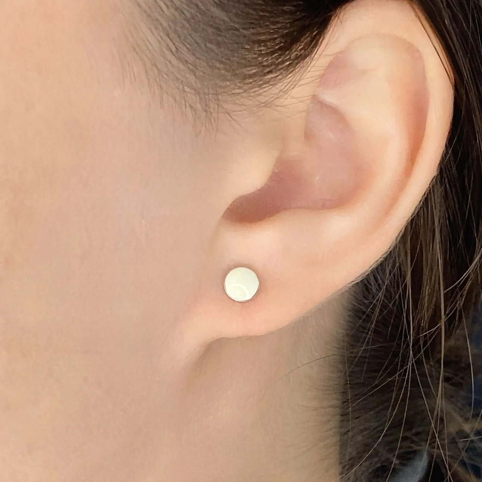 Brinco Circulo Resinado (Cores) - Prata Brinco Circulo Resinado (Cores) - Prata