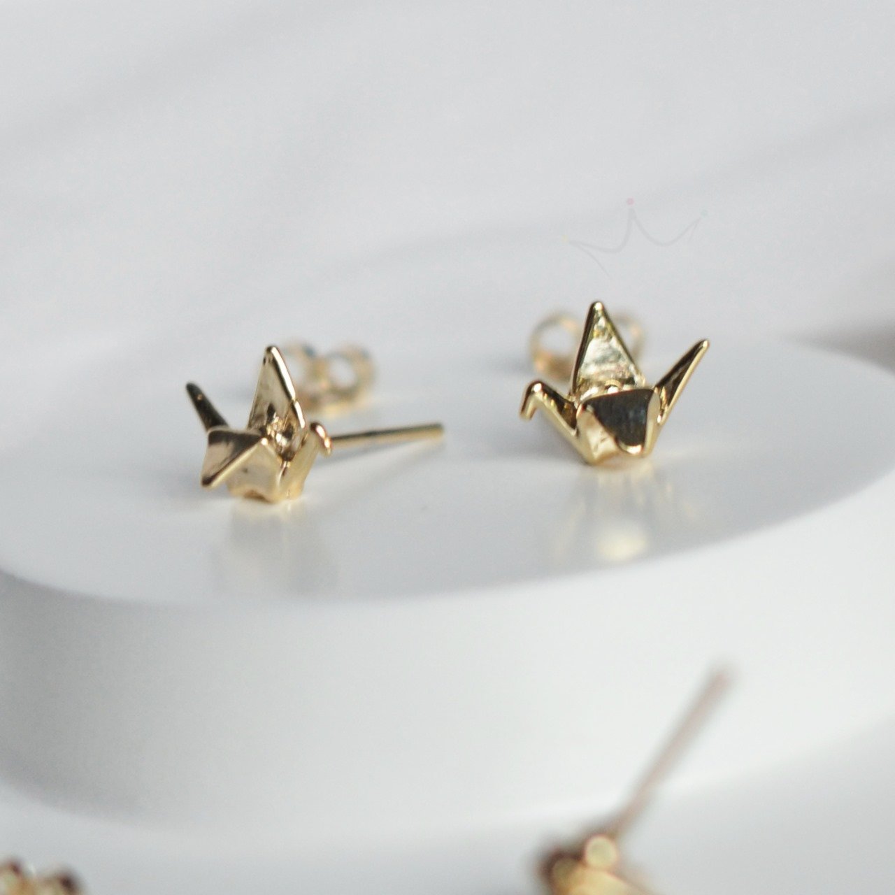 Brinco Origami Tsuru 3D - Semijoia Brinco Origami Tsuru 3D - Semijoia