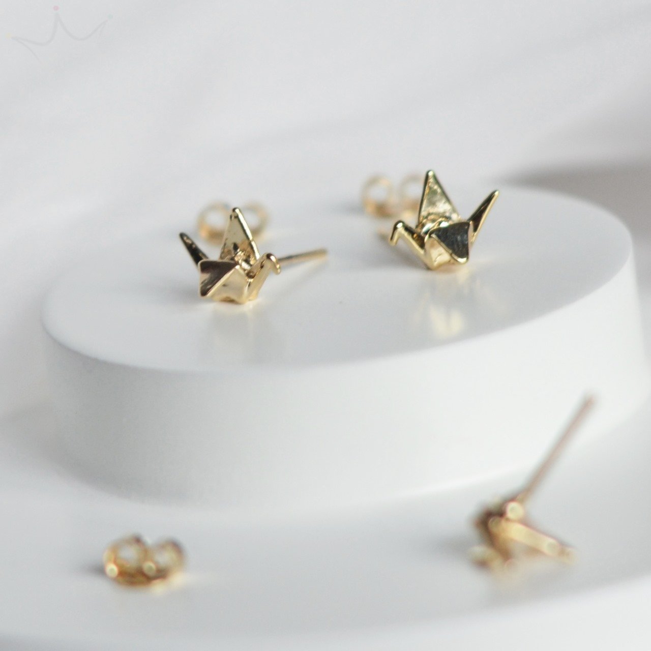 Brinco Origami Tsuru 3D - Semijoia Brinco Origami Tsuru 3D - Semijoia