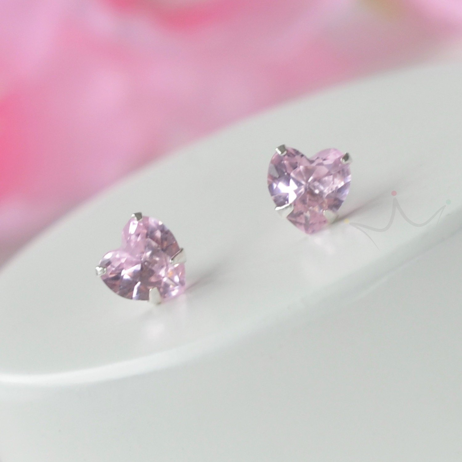 Brinco Pedra Zircnia Corao G 6mm Rosa - Prata